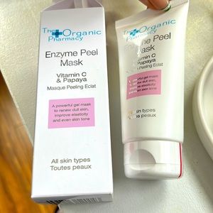 The Organic Pharmacy Enzyme Peel Mask Vitamin C and Papaya